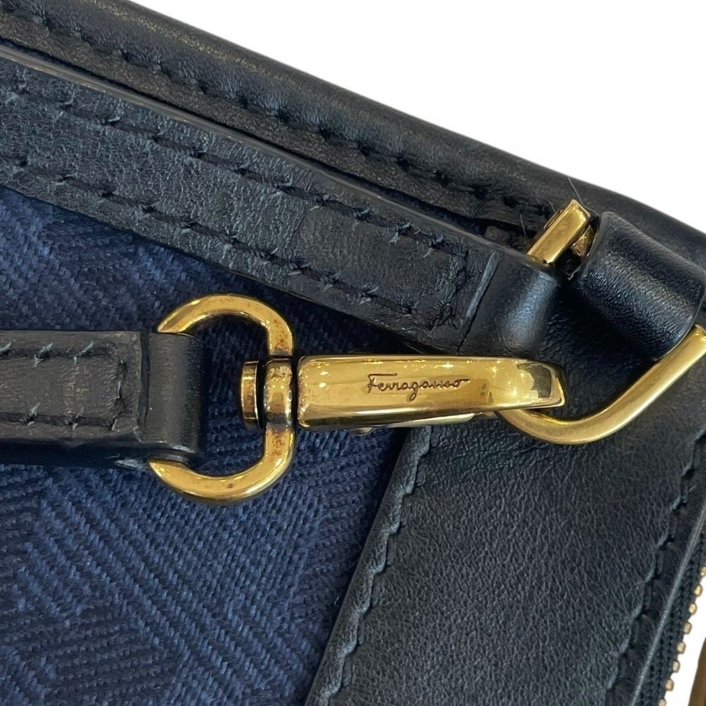 SALVATORE FERRAGAMO Black Monogram Tote Bag - Picture 13 of 16